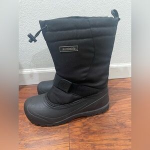 Northside gently used boots size 9